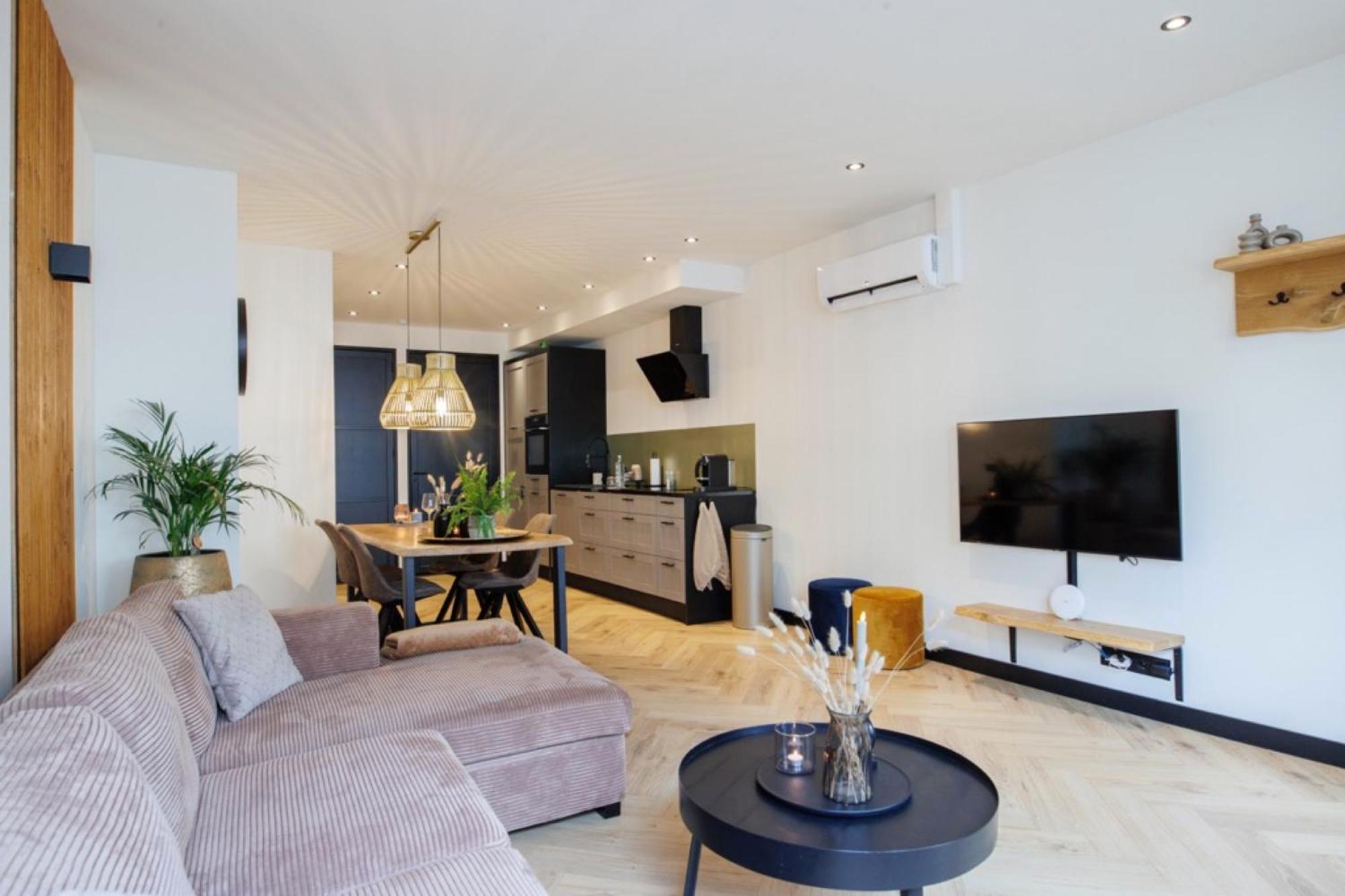 In De Mid - Prachtige Appartementen In Hartje Joure Exteriör bild